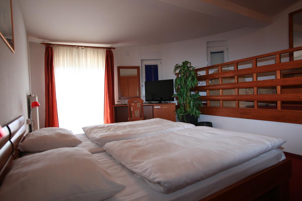 Hotel Orion Ivanec Szoba fotó