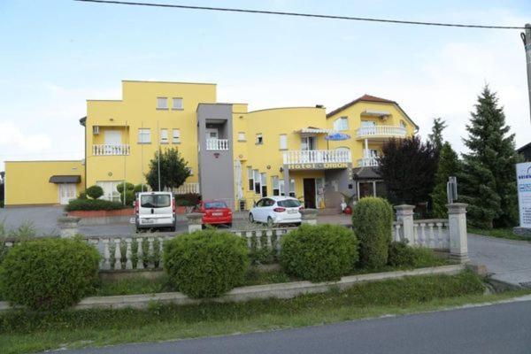 Hotel Orion Ivanec Kültér fotó