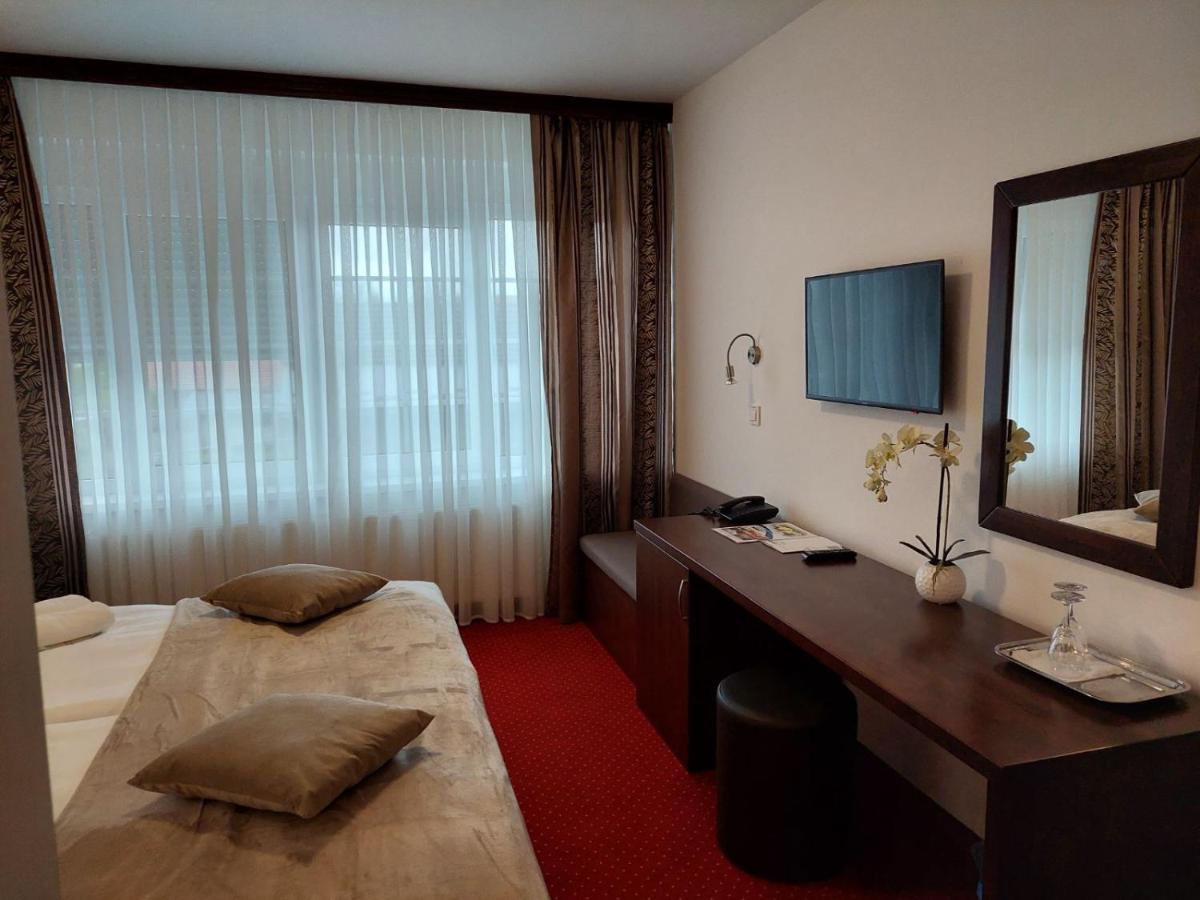 Hotel Orion Ivanec Kültér fotó